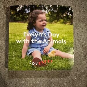 Lovevery Kids Book - Evelyn's Day with the Animals